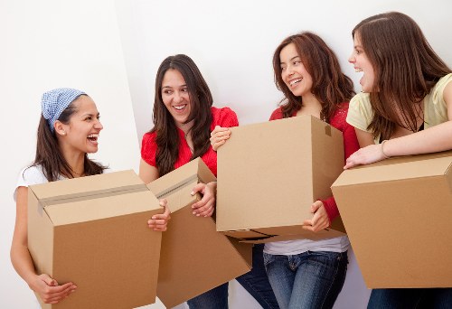 Flexible self storage options in Sydenhamhill for households and businesses